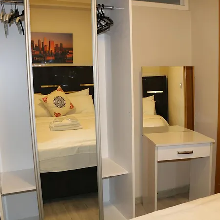 Appart hôtel The 3*