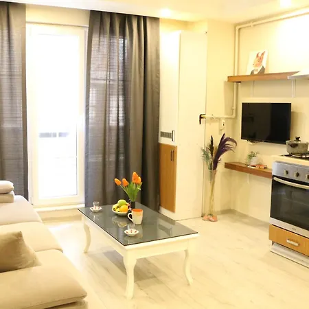 Aparthotel The 3*